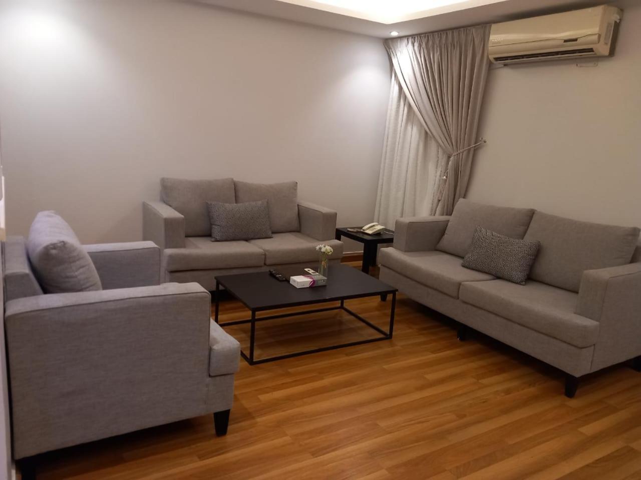 Vision Apartment Buraidah Exterior foto